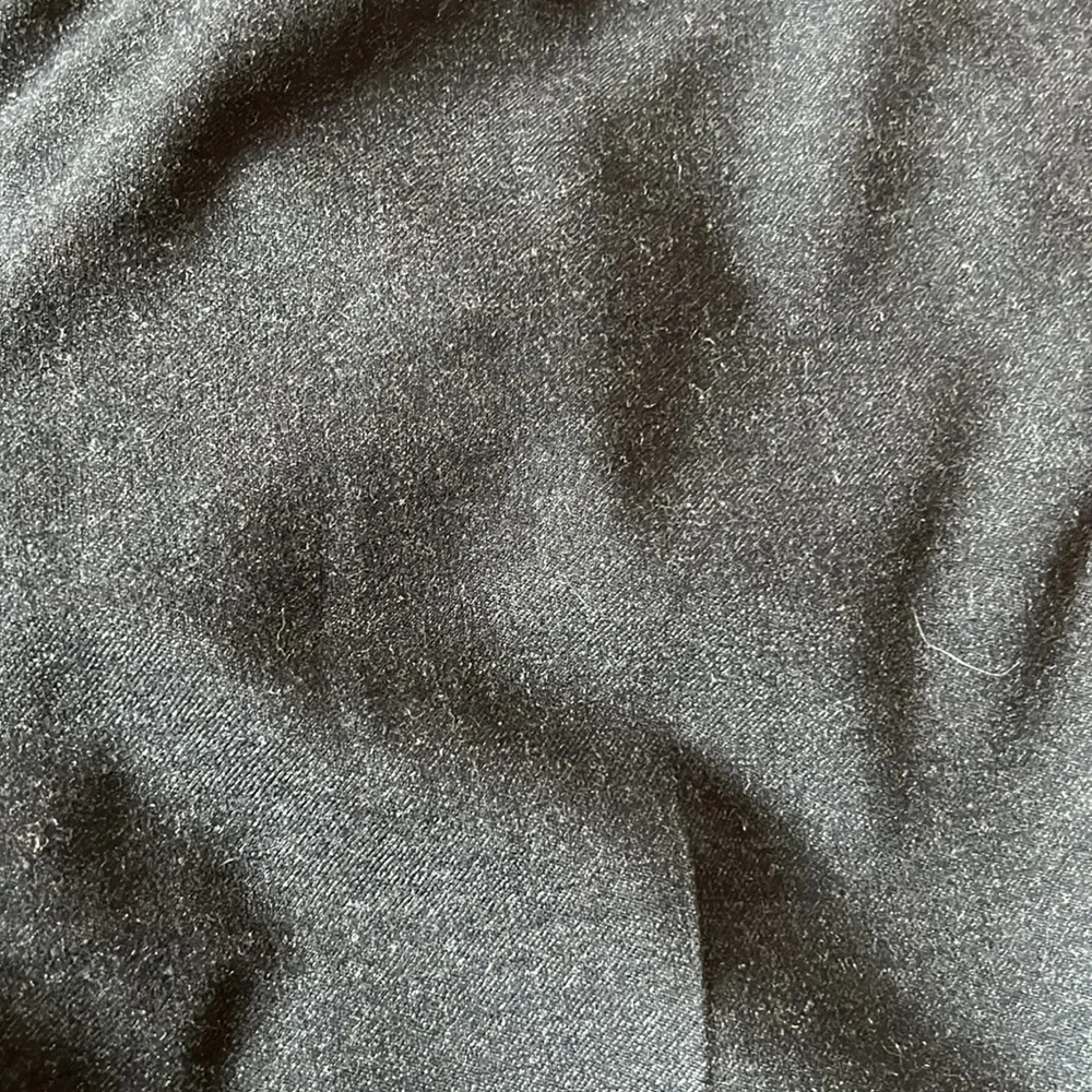 Ann Taylor Straight Leg Black Pants (lined) 98% Wool - Size 8/10 - Picture 4 of 16